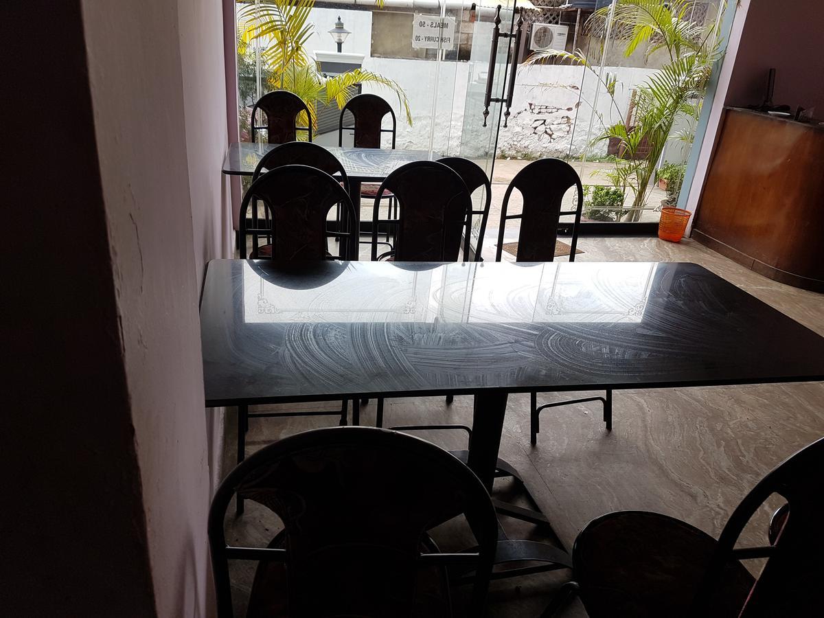 Hotel Boban Plaza Thiruvananthapuram Exterior foto
